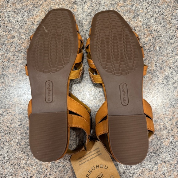 Frye and Co. Meenah Woven Strappy Sandals. Sz 10 - Picture 6 of 7